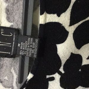 Medium   Dry clean.  PDP 17  length 20